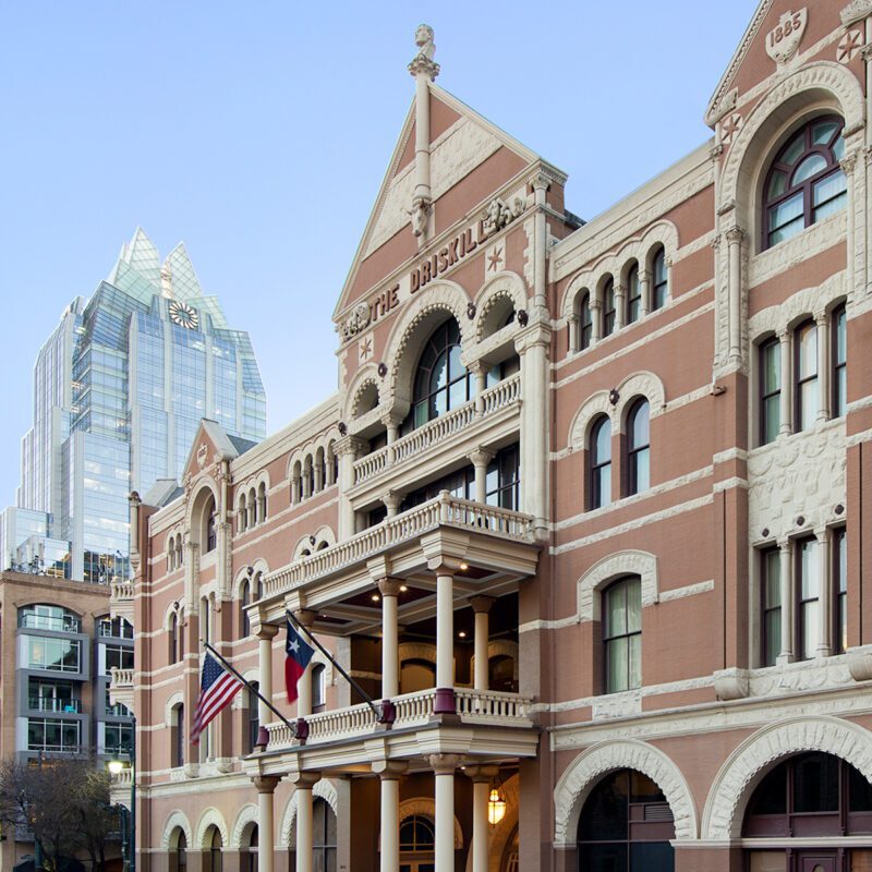 The-Driskill-Hotel-Exterior-in-Austin-Feat-800x800